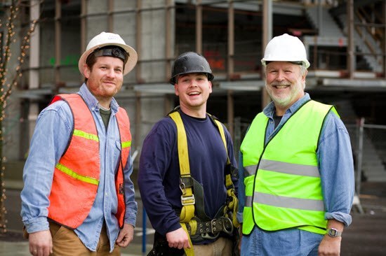 commercial_construction_guys550x366